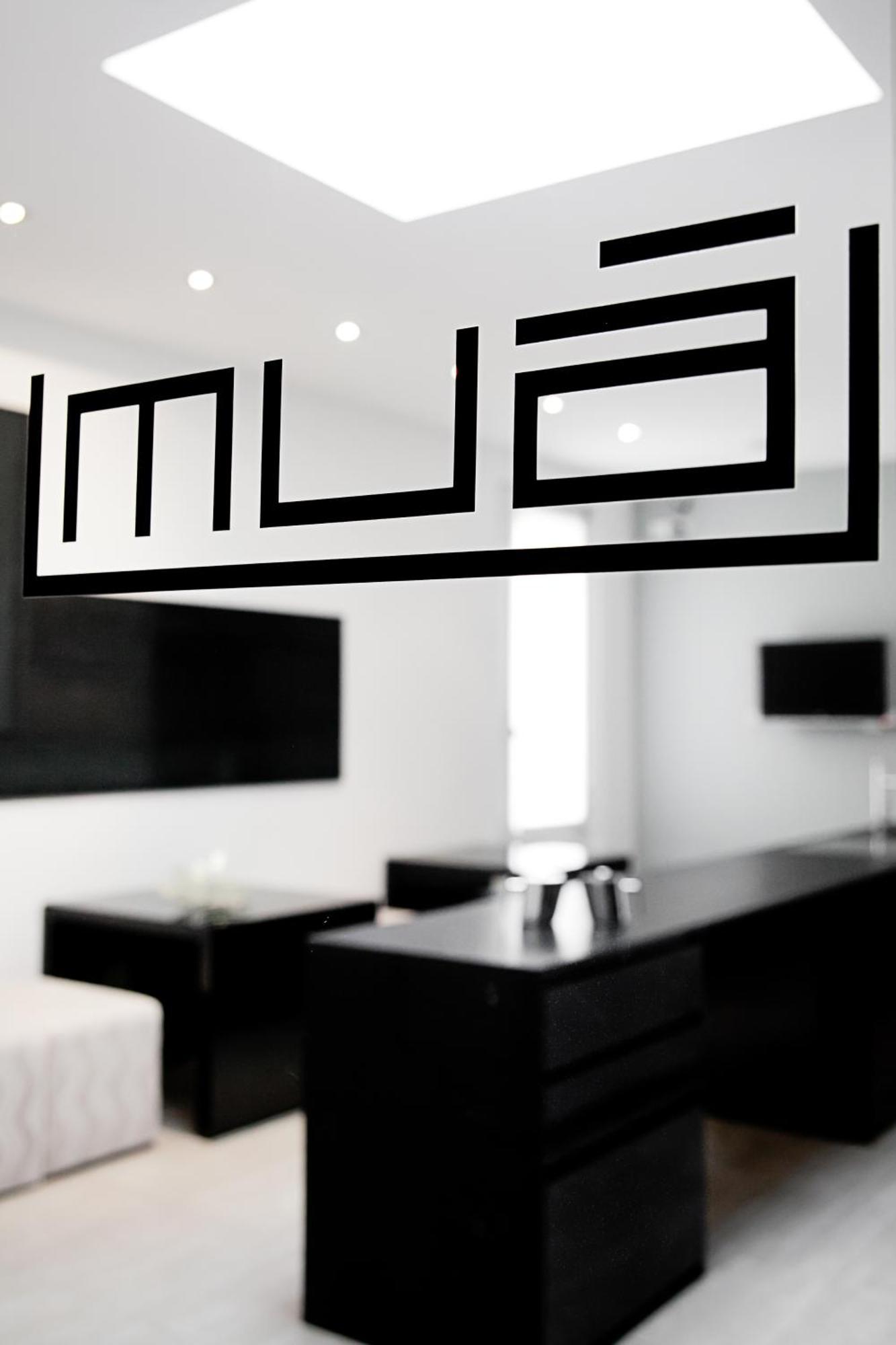 Mua Boutique Bologna, Bologna